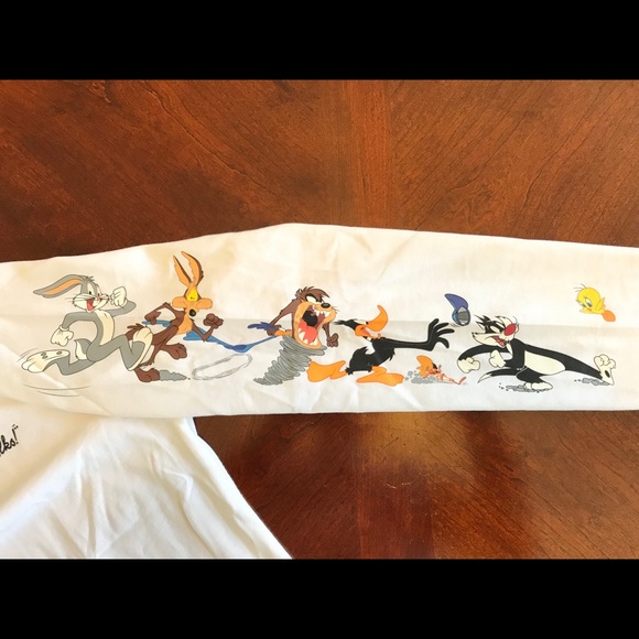 LOONEY TUNES Printed Sleeve Tshirt NWT XL - Picture 3 of 8